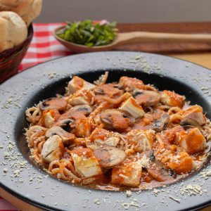 Espagueti Pollo Y Champiñón